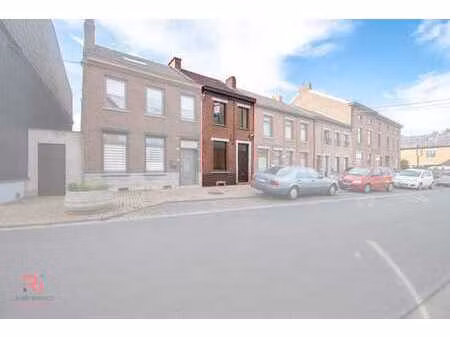 ? maison 2 chambres avec jardin a vendre a jumet