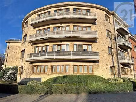 immeuble de rapport loué avec 12 appartements