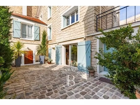 maison de luxe à vendre dans le quartier victor hugo bezons