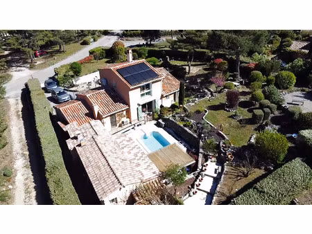 tourtour: villa 130m2