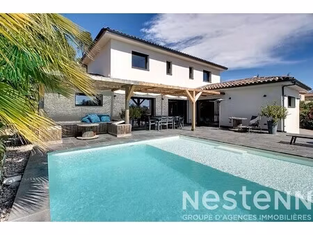 maison de luxe à vendre dans le quartier la ville