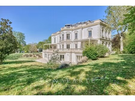 maison de luxe à vendre à le vésinet