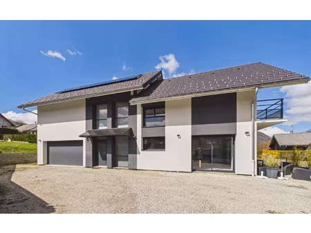 maison curienne 167 m² t-5 à vendre  650 000 €