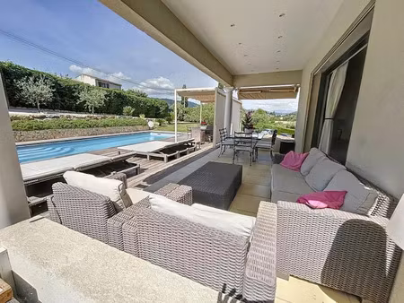 vente maison 6 pièces 286 m² à la roquette-sur-siagne (06550)  1 340 000 €