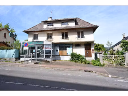 maison de 7 chambres + activité commerciale ou libérale
