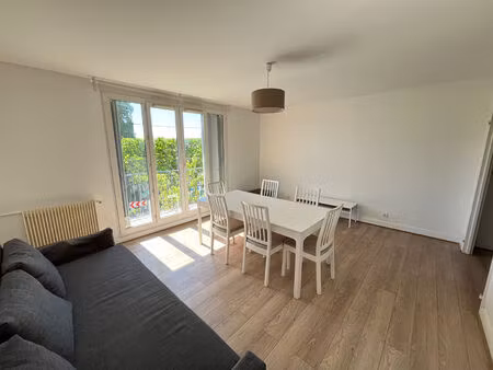 champigny sur marne - 3p 73m² avec balcon  lumineux et parking