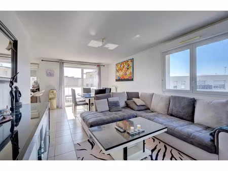 vente appartement 3 pièces 72 m² à bron (69500)  199 000 €