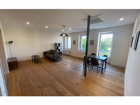 location appartement  m² t-2 à castelnaudary  710 €