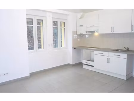 location appartement  32.03 m² t-1 à hayange  470 €