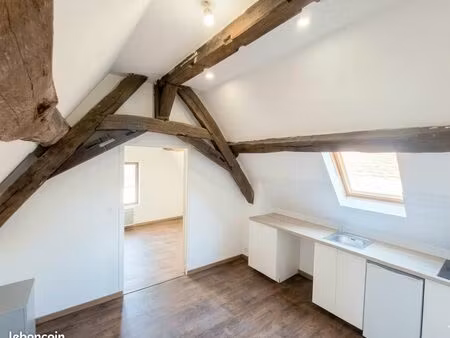 apt t2  centre ville bléré  30 m2