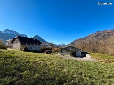 secteur annecy-le-vieux / alex – maison avec jardin