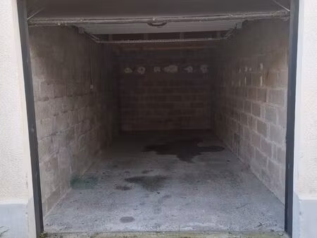 loue garage proximité gare sncf