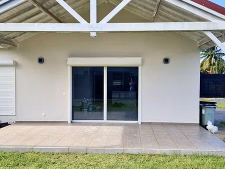 villa 5 pièces 150 m²