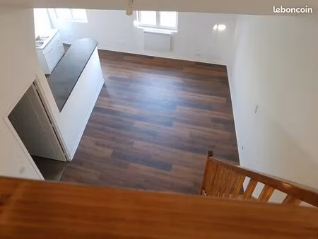 très beau t3 en duplex