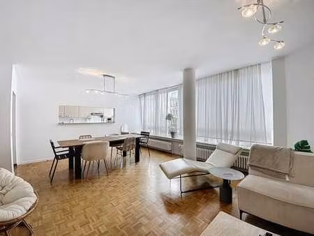 hippodrome/roosevelt - appartement 2 chambres avec terrasse