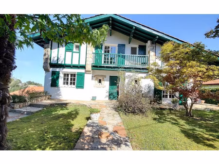 maison hasparren m² t-9 à vendre  774 000 €