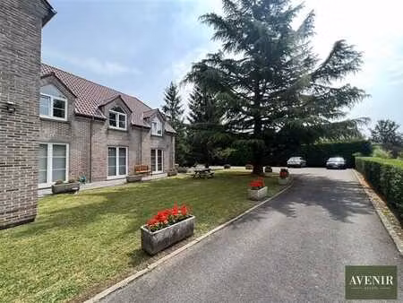 plusieurs espaces polyvalent idéalement situé