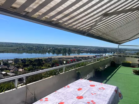 blois : appartement terrasse vue exceptionnelle sur la loire 100m2