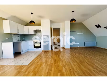 3 pièces au dernier étage