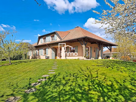 rare polliat - maison familiale 151m² ? terrain 1 650 m² ? garage et espace professionnel