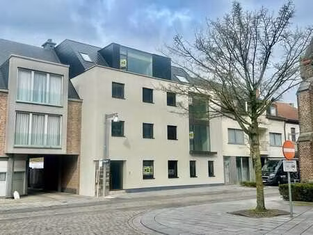 ? instapklaar appartement met 3 slaapkamers in lovendegem