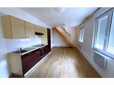 location appartement  m² t-2 à tergnier  430 €