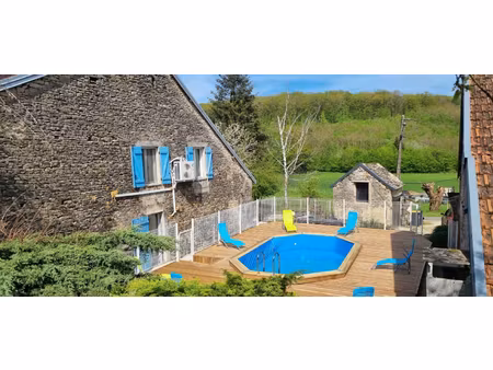 a colombier (70000) ensemble immobilier de 2 maisons sur 33 ares de terrain à 247 500 euro