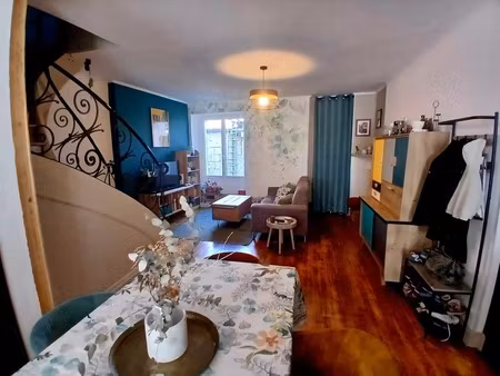 nersac (16) maison rénovée + atelier automobile exceptionnel + terrain constructible