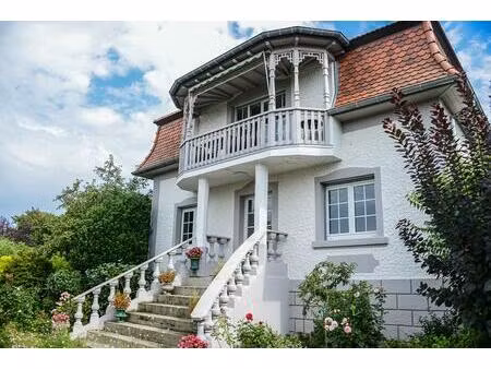 rixheim  exclusivité  magnifique maison de maître de 245 m2  entièrement rénovée  sur un p