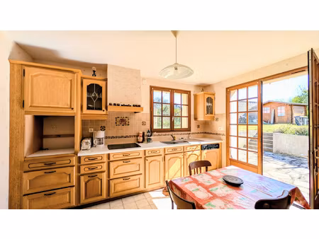 maison de plain-pied 83m2 - saint-hilaire-de-chaléons