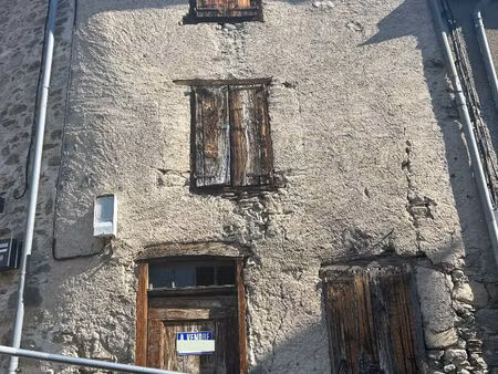 a vendre maison a renover vue sur la vallee