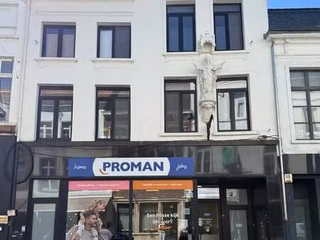 kantoor/ handelspand te lier met rendement van 6%