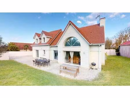 vente maison à arromanches-les-bains (14117) : à vendre / 228m² arromanches-les-bains