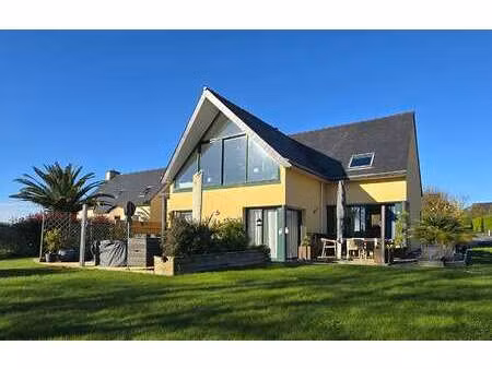 vente maison à loc-eguiner (29400) : à vendre / 242m² loc-eguiner