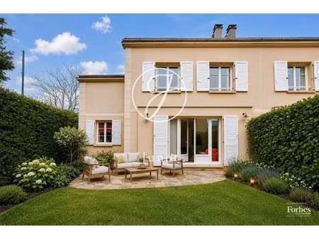 rueil-malmaison - buzenval - maison de 182m² - 4 chambres