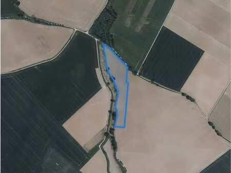 terre agricole située en lieu-dit over den luiker weg