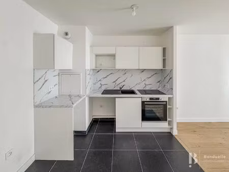 a louer vide - beau 2 pieces de 45 m2 - appartement récent - balcon