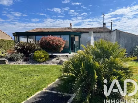 vente maison 6 pièces 120 m² vouillé (79230)