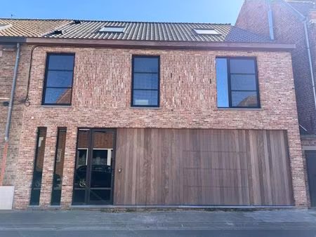 maison à louer à assebroek € 1.500 (ln34l) | zimmo