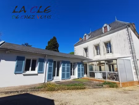vente maison à coulonges-sur-l'autize (79160) : à vendre / 180m² coulonges-sur-l'autize