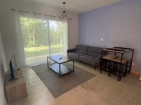 f2 meublé avec terrasse – résidence avec piscine