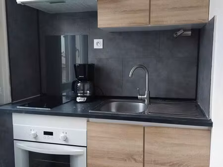 t2 à louer à l'année à royan