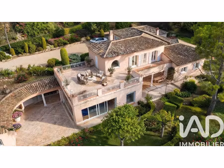 vente maison 5 pièces 240 m² seillans (83440)