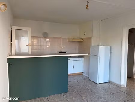 aureilhan t2 jardinet