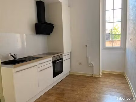 t2 > 32 m² – hyper centre châteaubriant