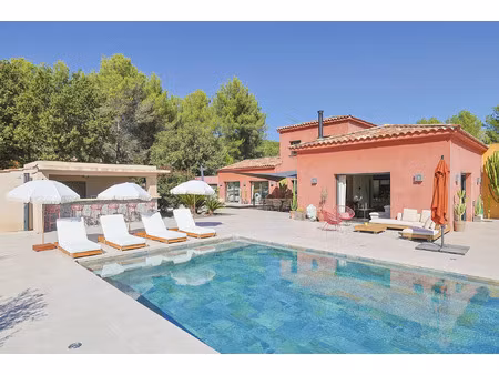 vente maison 5 pièces 220 m² solliès-pont (83210)