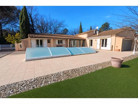 vente maison 7 pièces 161 m² forcalqueiret (83136)