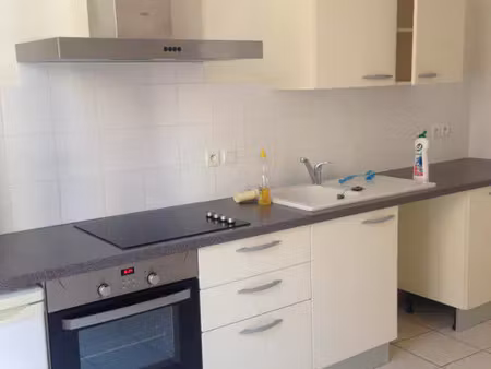location appartement 2 pièces 42 m² à poitiers (86000)