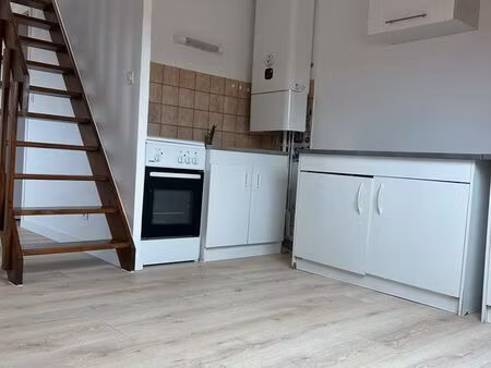 l'isle sur le doubs f1 bis 2e étage de 39 m²