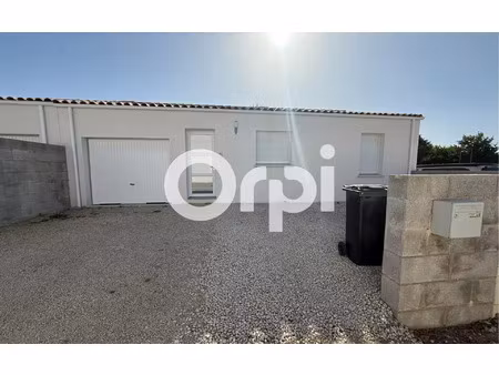 location maison  m² t-3 à mauzé-sur-le-mignon  877 €